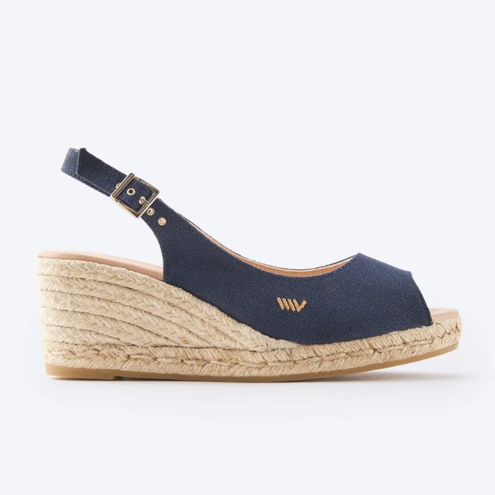 Viscata Gavina Canvas Espadrilles Navy.  Brand New, Never taken out of box.